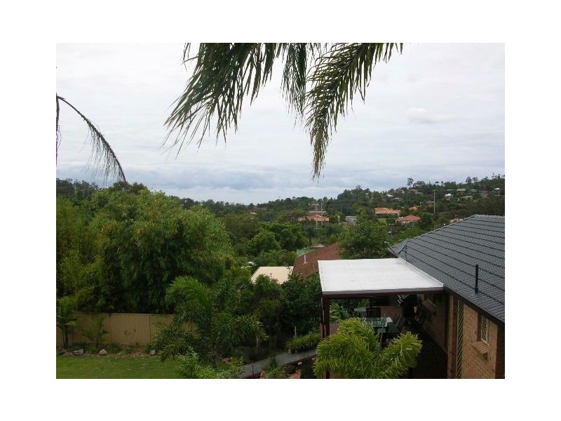 69 Universal Street, Oxenford QLD 4210