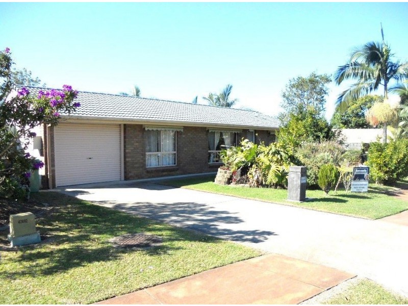 61 Village Way, Oxenford QLD 4210