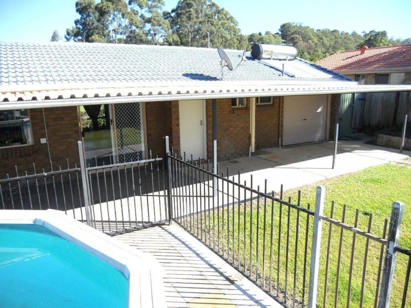 61 Village Way, Oxenford QLD 4210