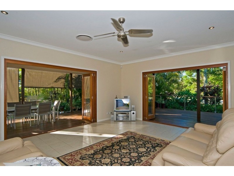 1 Ballyhoo Lane, Coomera Waters QLD 4209