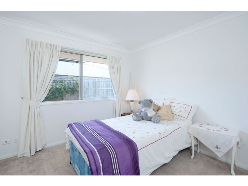 3 Brunswick Street, Pacific Pines QLD 4211