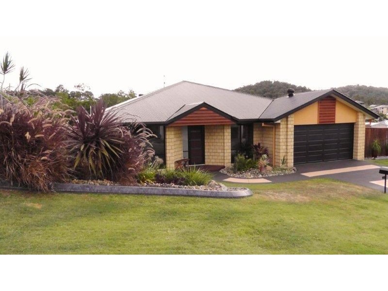 34 McAuley Parade, Pacific Pines QLD 4211