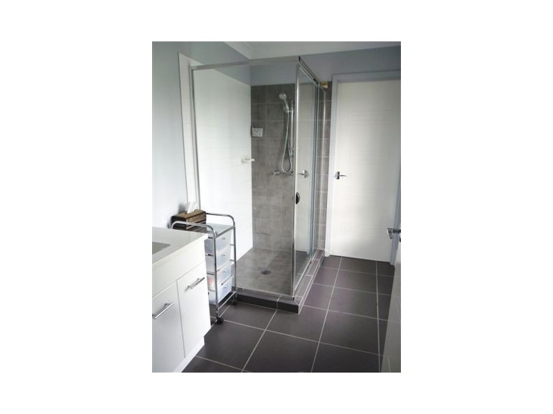 34 McAuley Parade, Pacific Pines QLD 4211