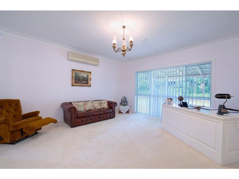 20 Narrabri Court, Gaven QLD 4211