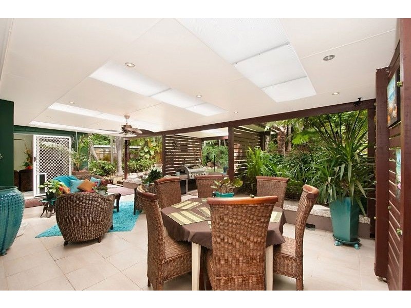 9 Urangan Court, Helensvale QLD 4212