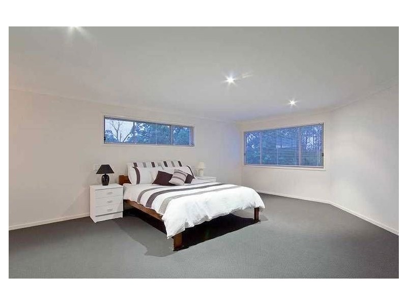18 Rustyplum Court, Reedy Creek QLD 4227