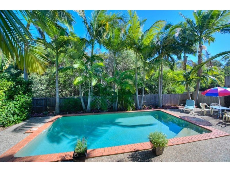26 Cootharaba Drive, Helensvale QLD 4212