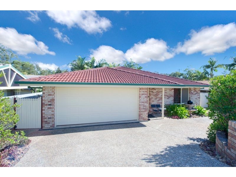 26 Cootharaba Drive, Helensvale QLD 4212