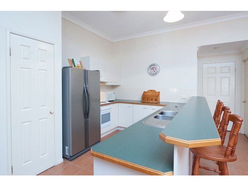 26 Cootharaba Drive, Helensvale QLD 4212