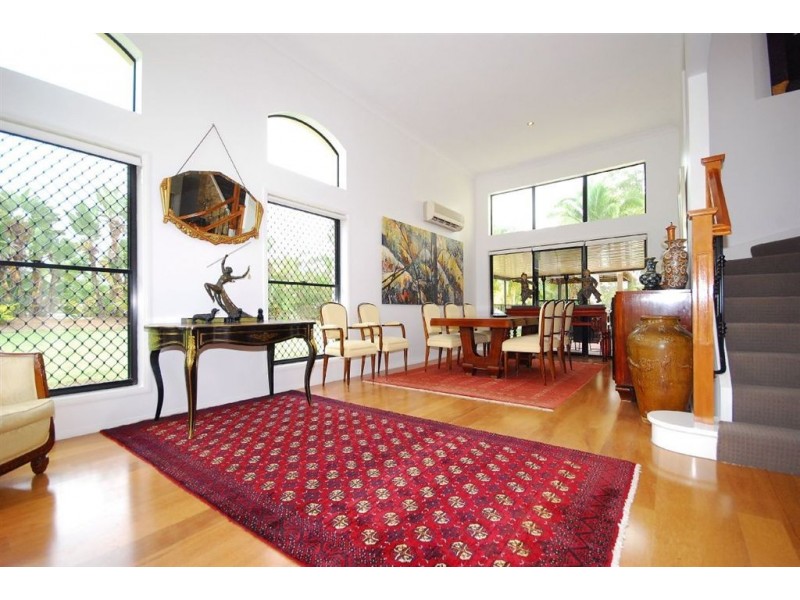 82 Rivertree Avenue, Helensvale QLD 4212