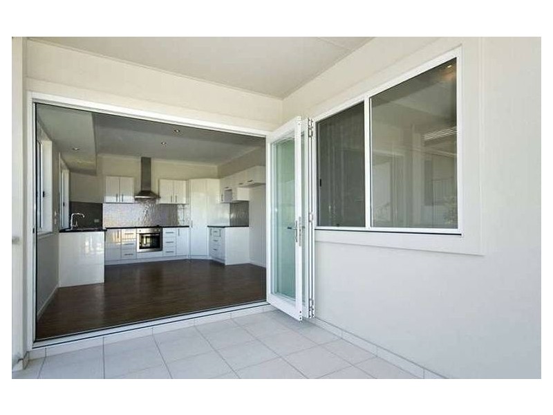 6/8 Alexandrina Drive, Varsity Lakes QLD 4227