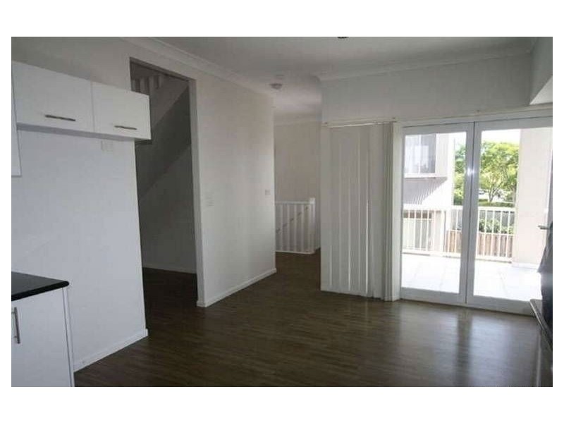 6/8 Alexandrina Drive, Varsity Lakes QLD 4227