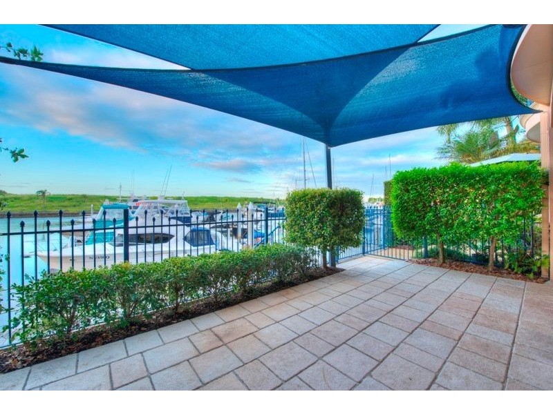 69/13 John Lund Drive, Hope Island QLD 4212