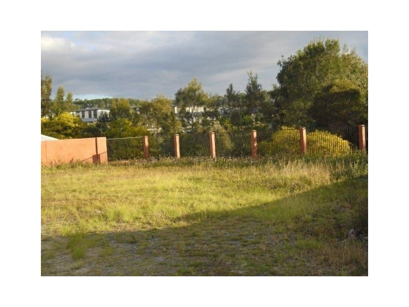 11 Sheffield Circuit, Pacific Pines QLD 4211