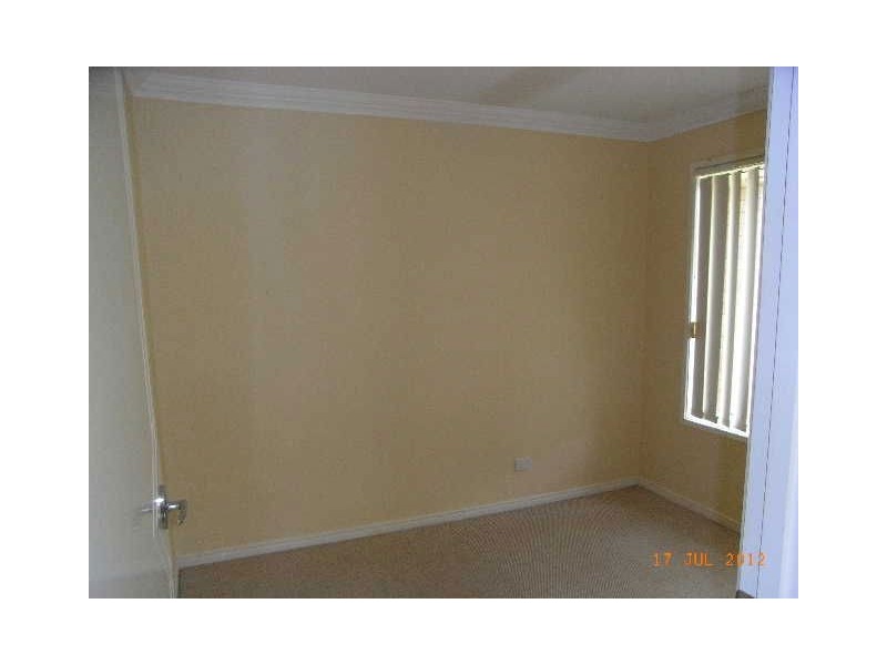 15 Feathertop Crescent, Pacific Pines QLD 4211