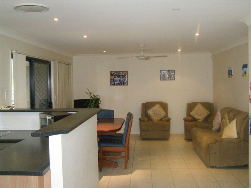 8 Heather Drive, Upper Coomera QLD 4209