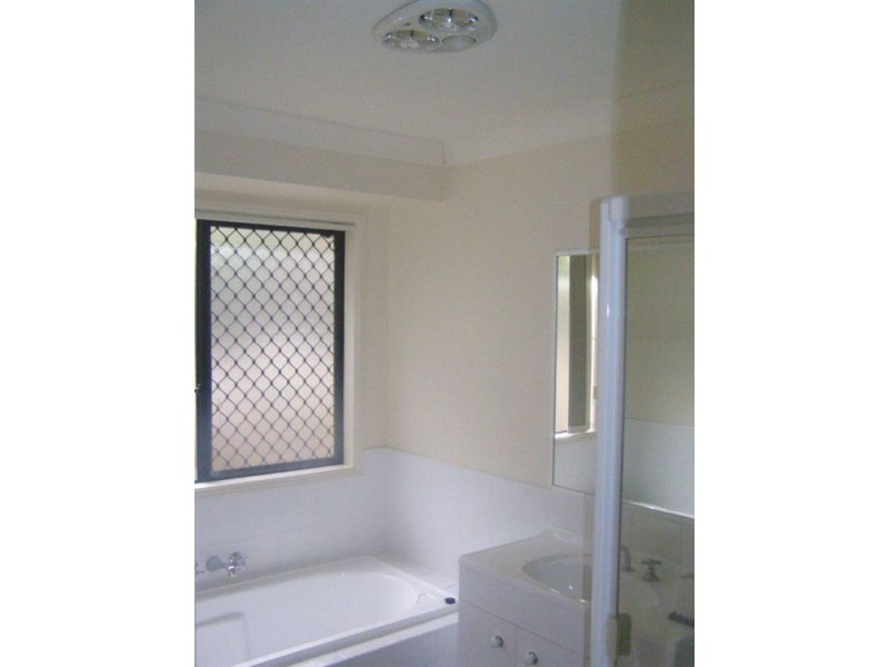 8 Heather Drive, Upper Coomera QLD 4209