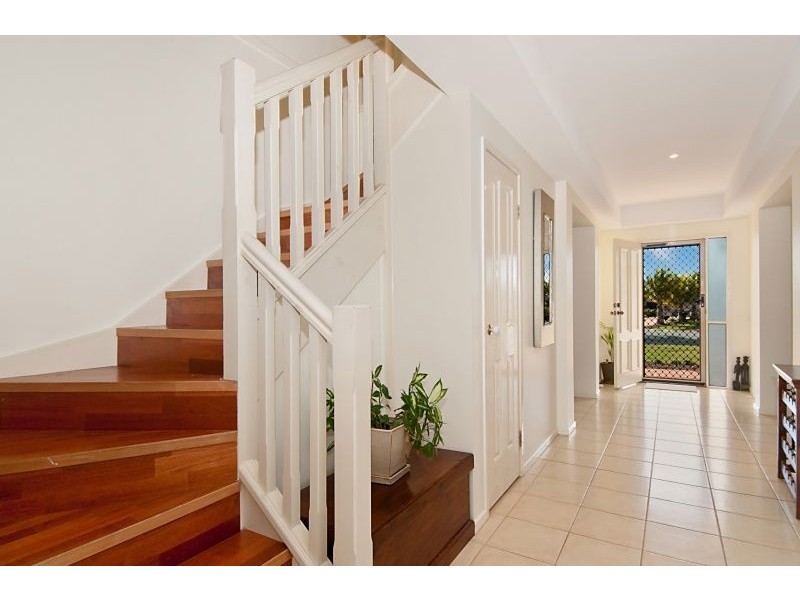 3 Tammy Court, Helensvale QLD 4212