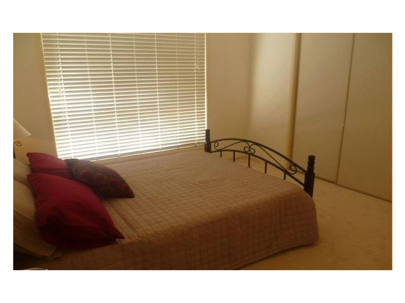 148 Monterey Keys Drive, Helensvale QLD 4212