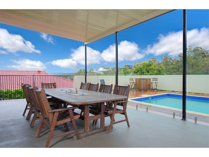 22 Pago Terrace, Pacific Pines QLD 4211