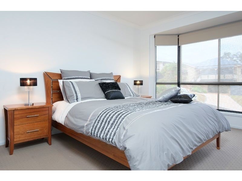 22 Pago Terrace, Pacific Pines QLD 4211