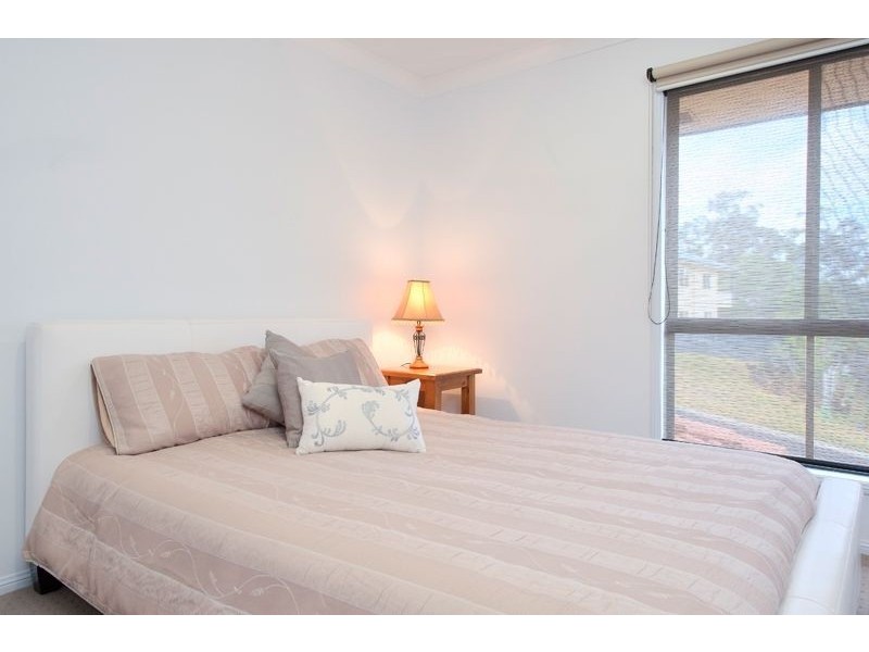 22 Pago Terrace, Pacific Pines QLD 4211