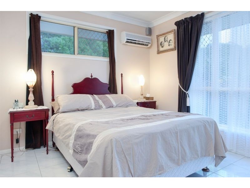 3 Malita Place, Pacific Pines QLD 4211