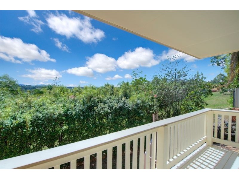 9 Lismore Drive, Helensvale QLD 4212