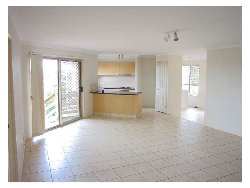 10 Buffalo Crescent, Pacific Pines QLD 4211