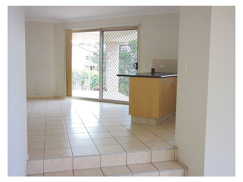 10 Buffalo Crescent, Pacific Pines QLD 4211