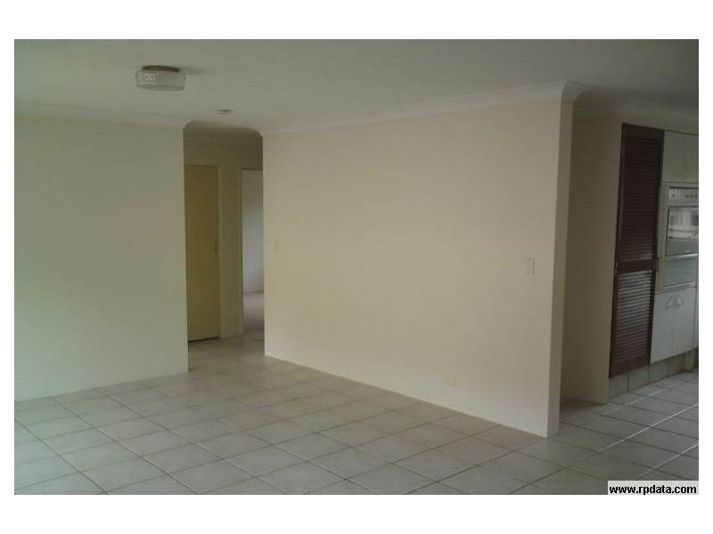 4/19 Huth St, Labrador QLD 4215