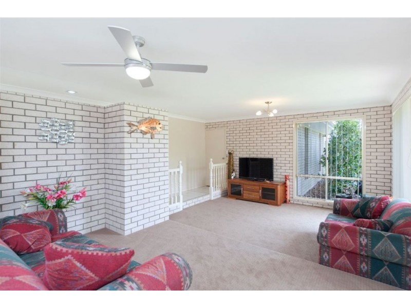 16 Balranald Court, Helensvale QLD 4212