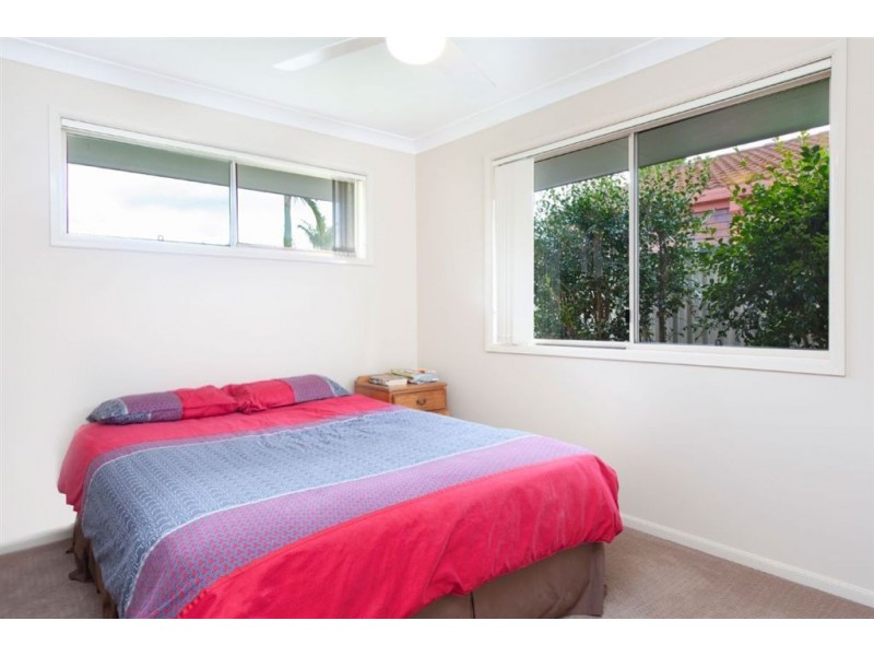 16 Balranald Court, Helensvale QLD 4212