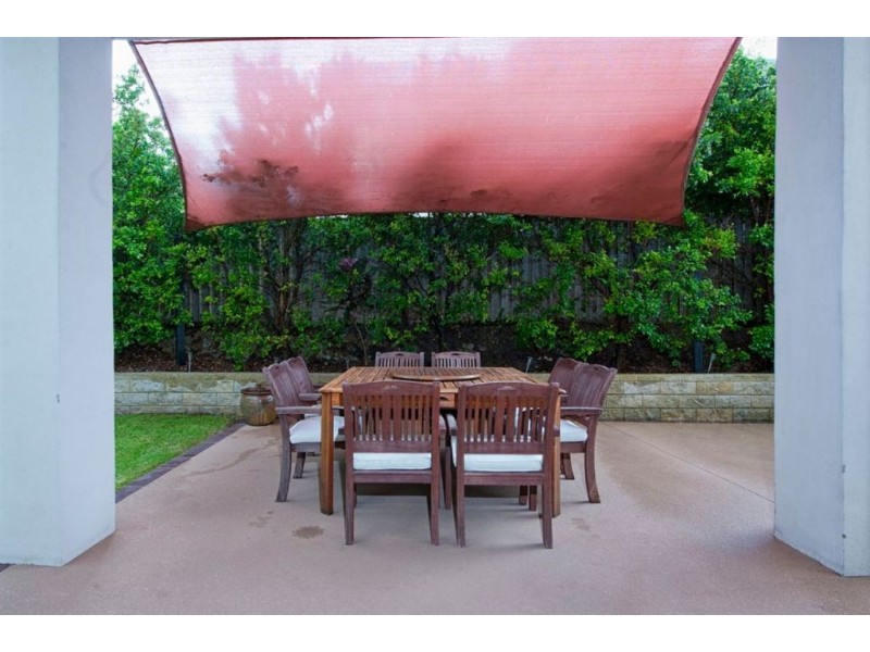 2/29 McRae Circuit, Pacific Pines QLD 4211
