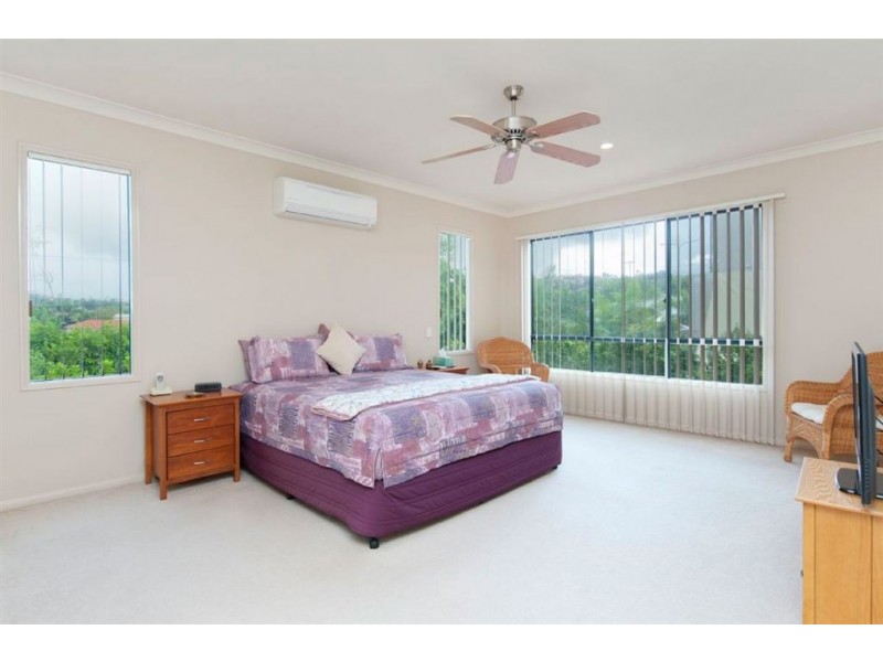2/29 McRae Circuit, Pacific Pines QLD 4211