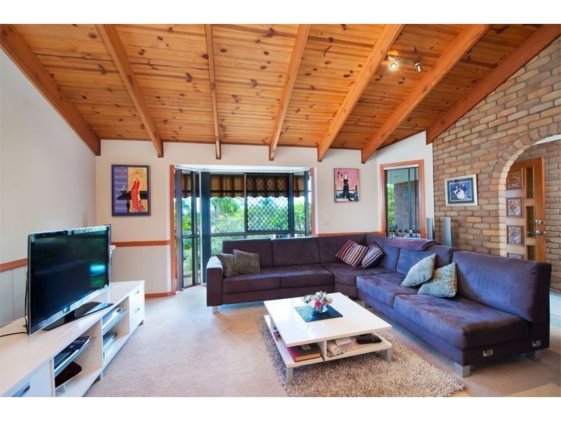 28 Preston Place, Helensvale QLD 4212