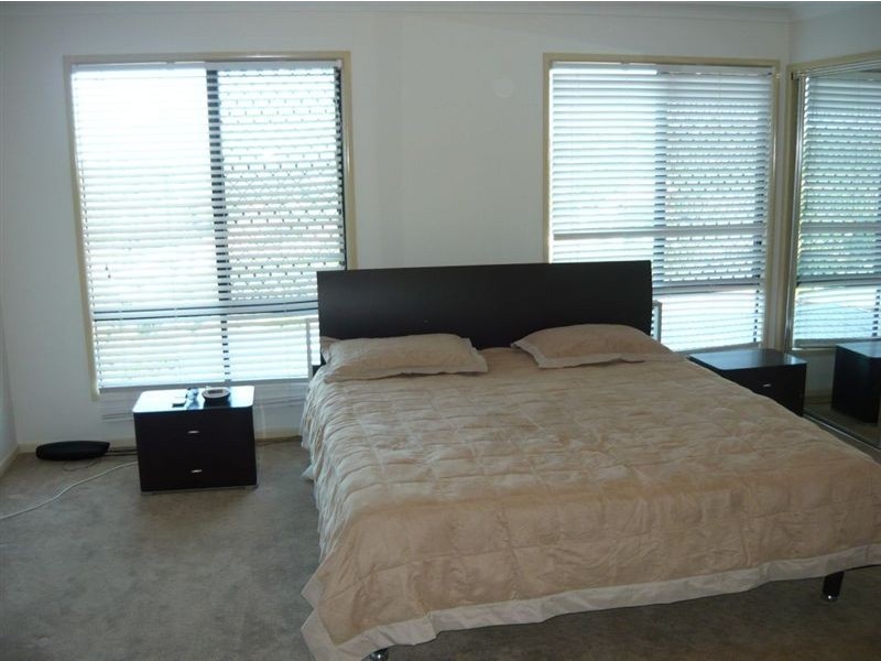 38 Capricon Drive, Pacific Pines QLD 4211