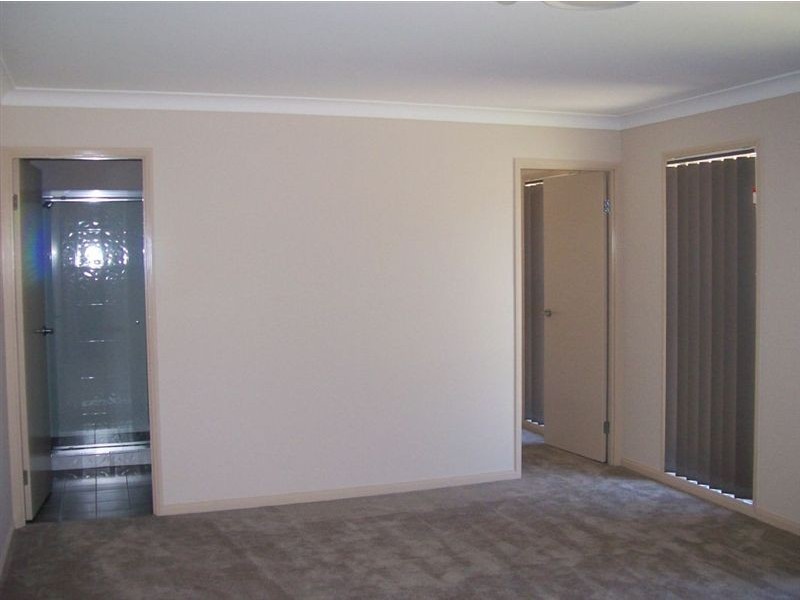 2/2 Tallon Street, Upper Coomera QLD 4209