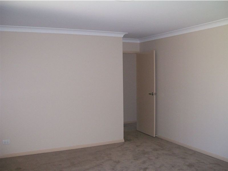 2/2 Tallon Street, Upper Coomera QLD 4209