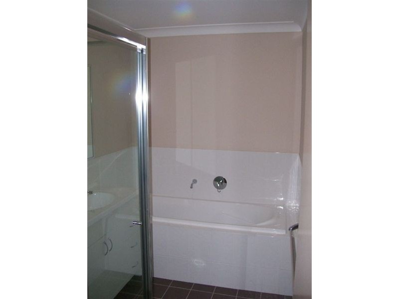 2/2 Tallon Street, Upper Coomera QLD 4209