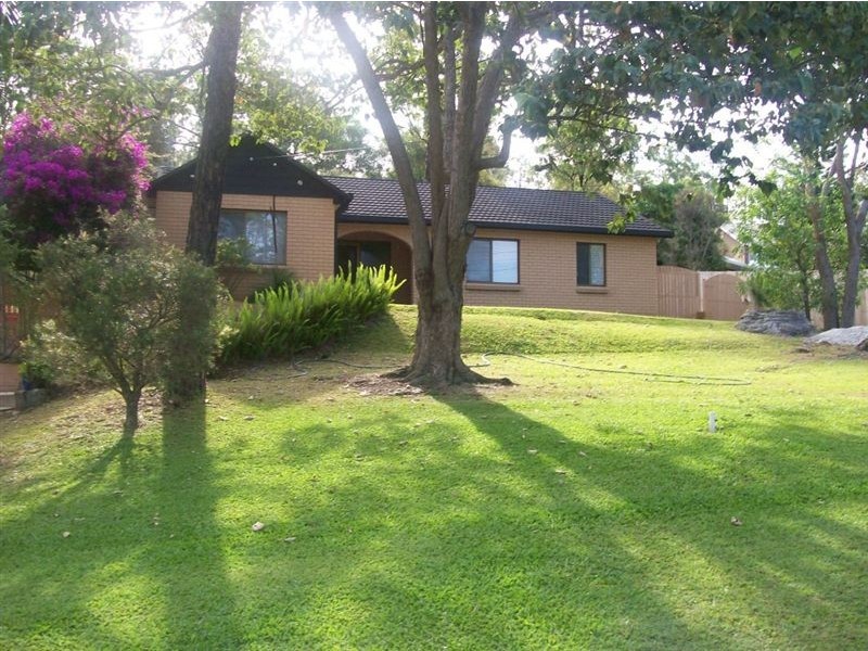 113-115 Glade Drive, Gaven QLD 4211