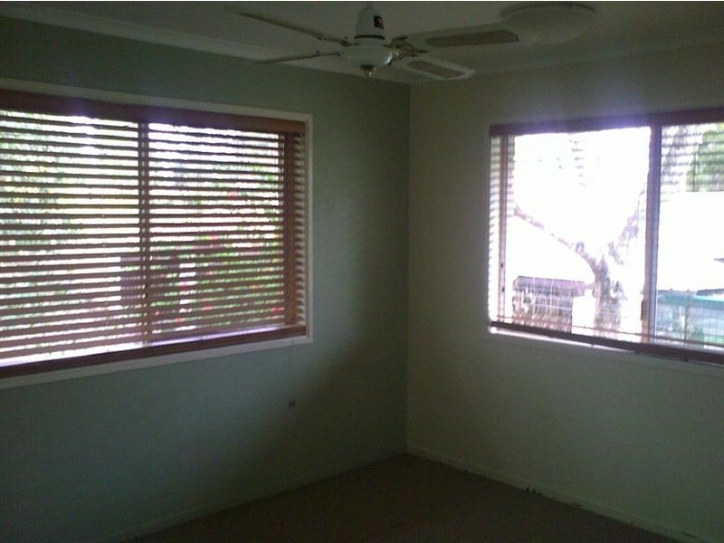 34 Fiona Street, Bellbird Park QLD 4300