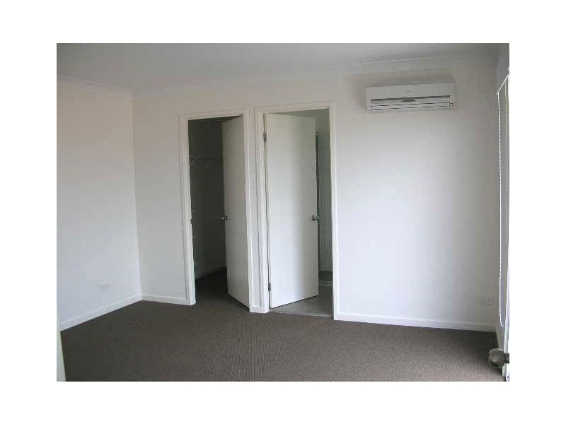 Pacific Pines QLD 4211