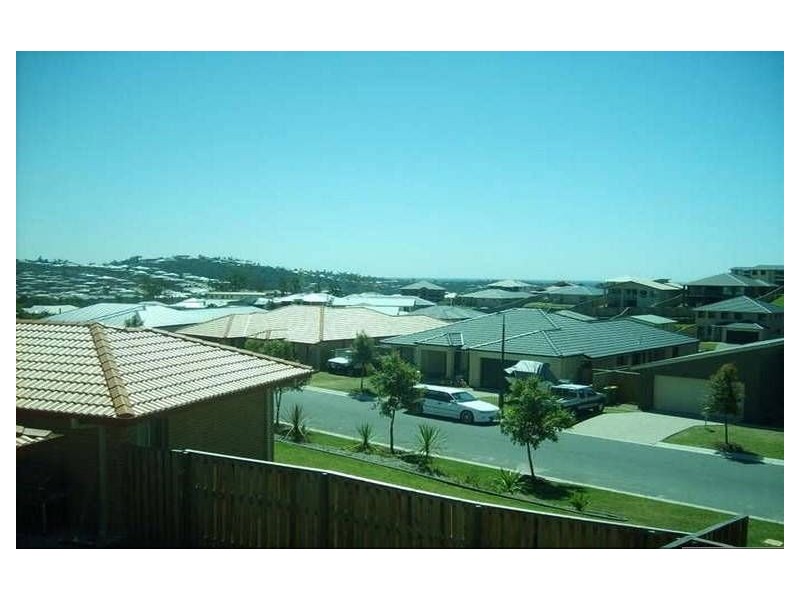 Pacific Pines QLD 4211