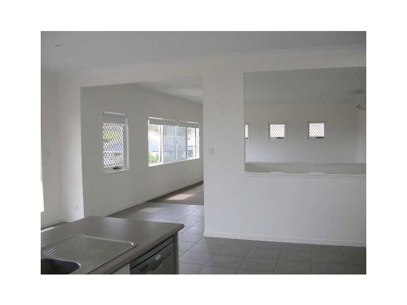 Pacific Pines QLD 4211