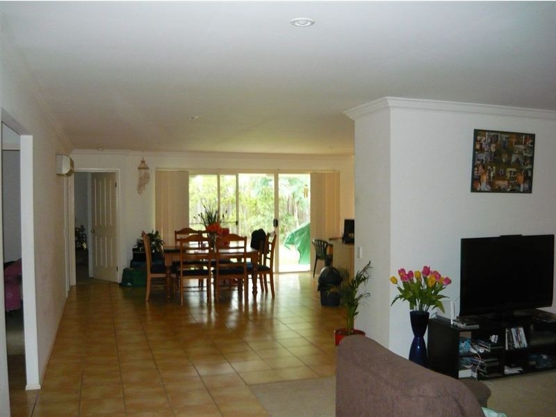 3 Fanning Court, Pacific Pines QLD 4211