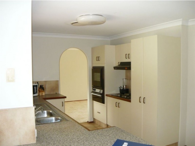 10 Minden Crescent, Helensvale QLD 4212
