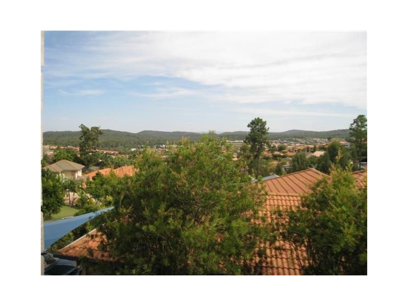 33 Papara Street, Pacific Pines QLD 4211