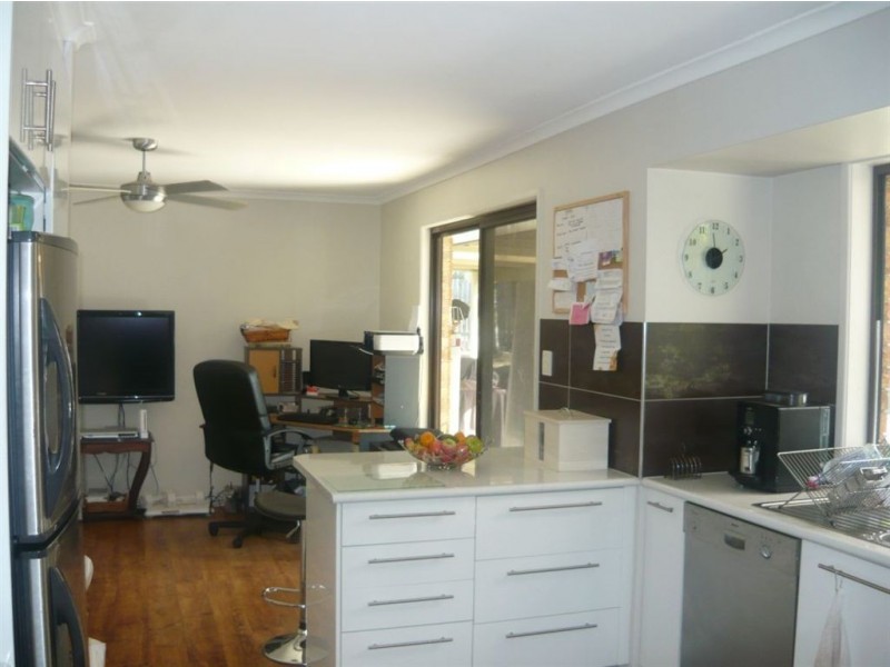 2 Mundulla Place, Helensvale QLD 4212