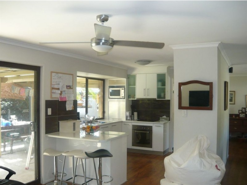 2 Mundulla Place, Helensvale QLD 4212